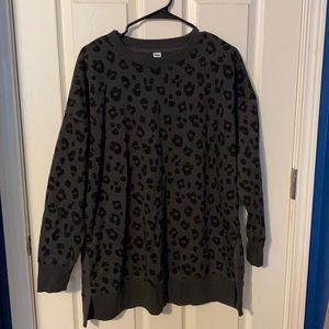 Oversized sweatshirt